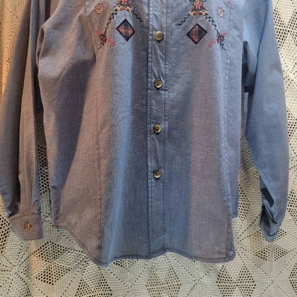 Napa Valley large button down long sleeve shirt with embroidery. NWT - Picture 3 of 16
